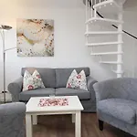 Hues Loerki 3